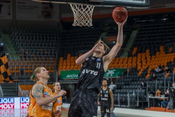 律显著提升 律显著提升